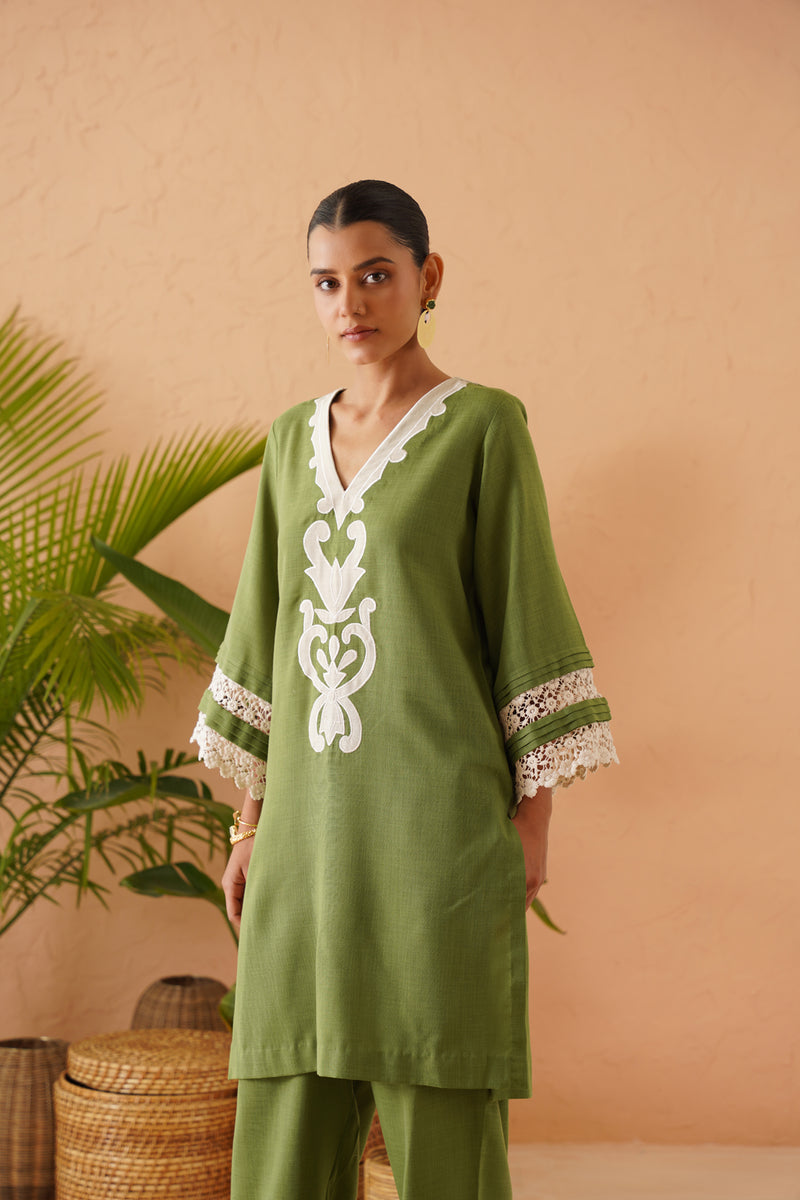 Green Lace Sleeve Tunic Set