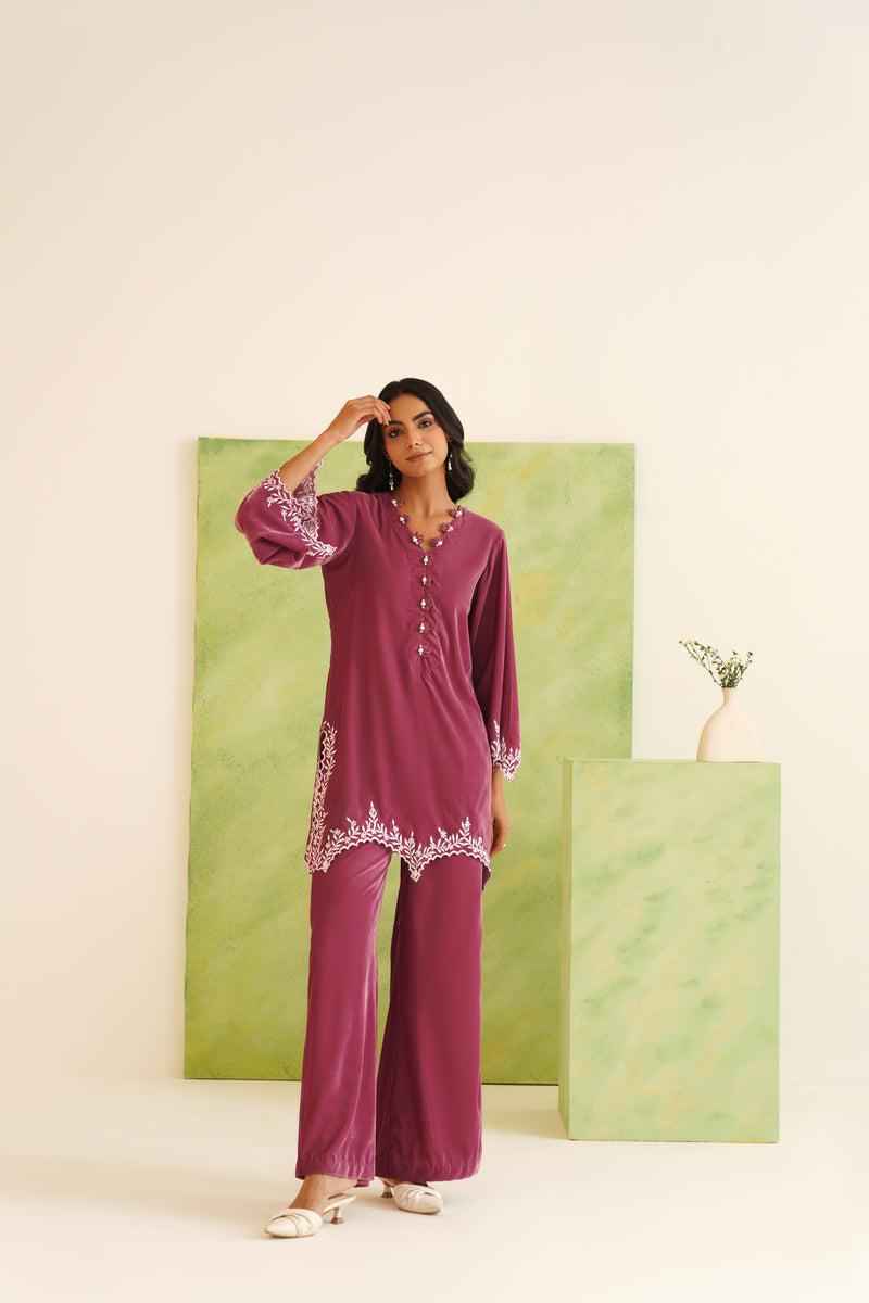 Mauve Velvet Cutwork Embroidered Tunic Set