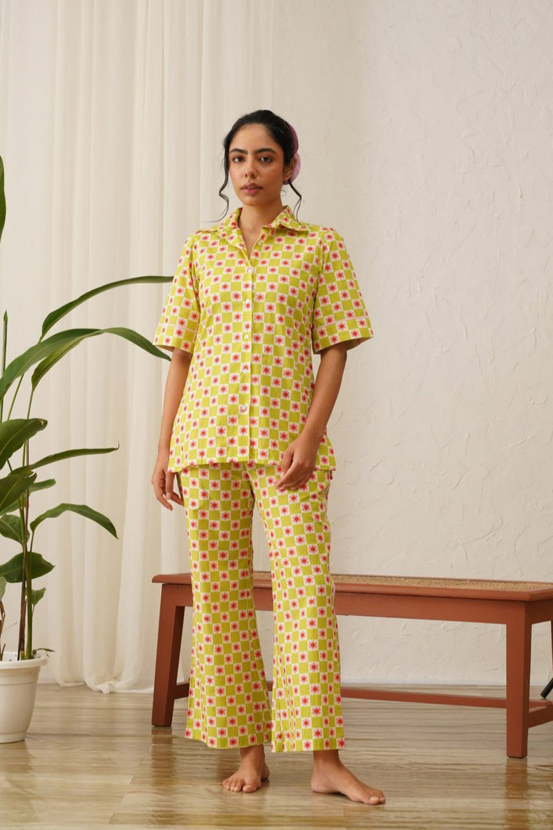Retro Checkerboard Green