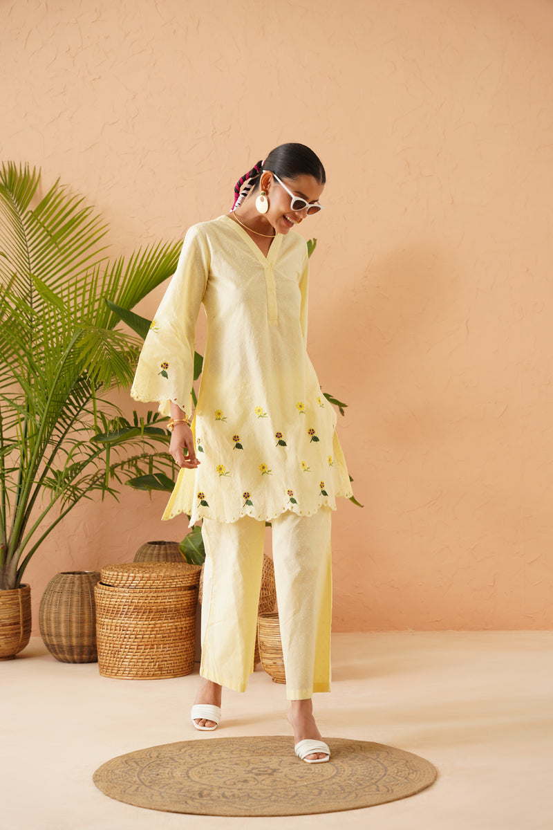 Lemon Floral Scallop Tunic Set