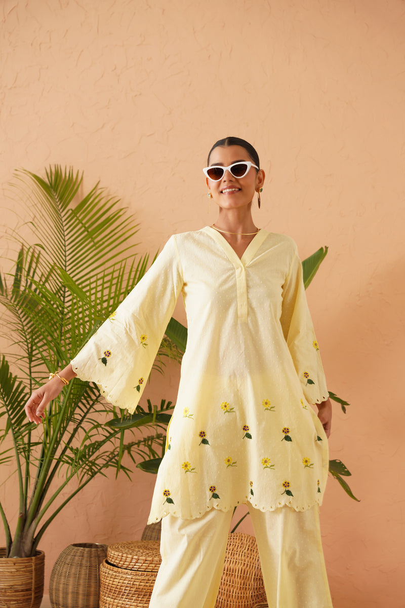 Lemon Floral Scallop Tunic Set